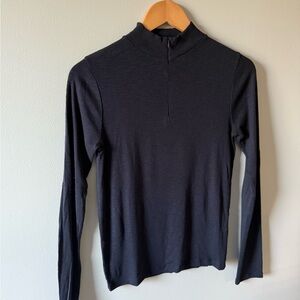 Vince cotton blend 3/4 turtleneck
Navy blue